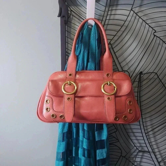 Maxx New York | Retro Style Coral Leather Satchel Gold Hardware - Picture 3 of 16